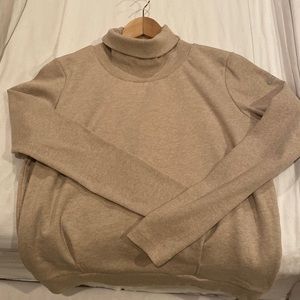 Alo cream turtleneck sweater